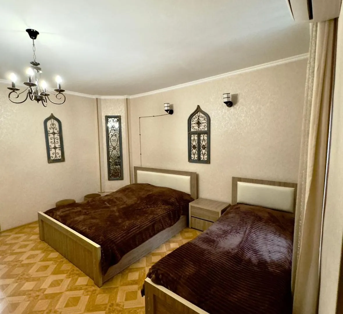 Old Tbilisi Home グルジア